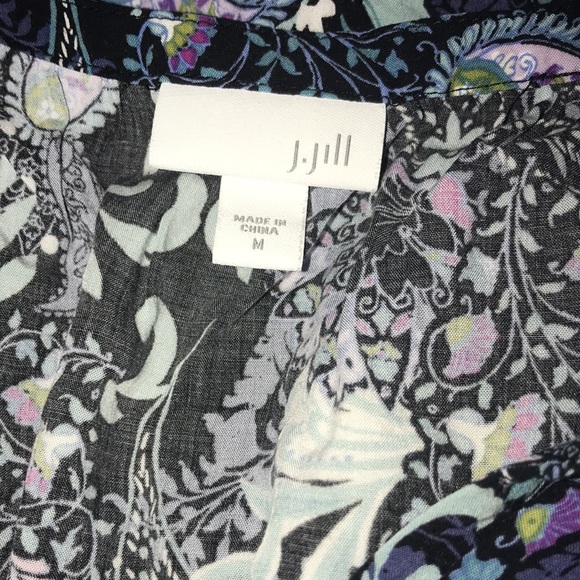 J. Jill medium long sleeved top paisley print tassel tie front 💗 - Picture 6 of 7